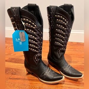 New women’s LANE cowboy boot size 8